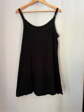 Universal Thread Black Spaghetti Strap Camisole